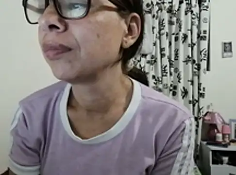 Snapshot of mari657 chatting on 01-14-25, 03:43 mari657 online show from 01-14-25, 03:43