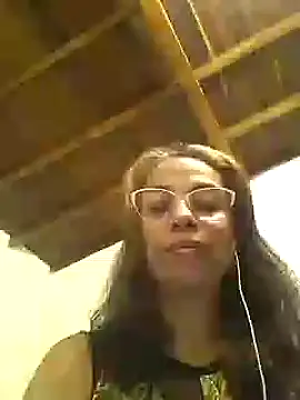 Snapshot of mari657 chatting on 03-05-25, 02:03 mari657 online show from 03-05-25, 02:03