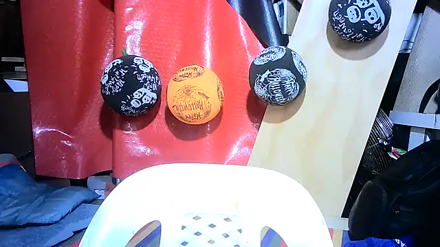 Snapshot of mari657 chatting on 10-06-25, 08:39 mari657 online show from 10-06-25, 08:39