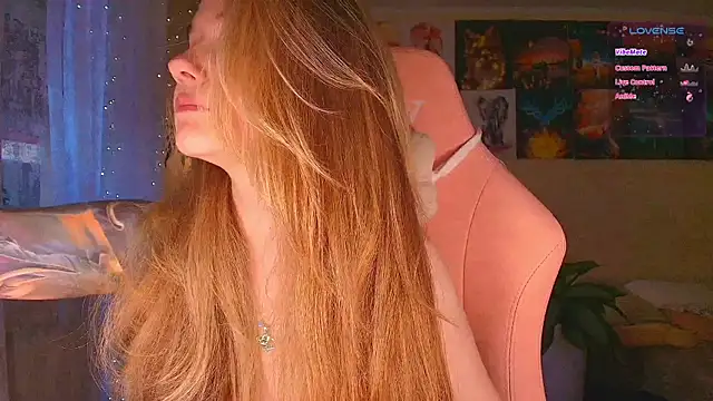 GoodWitch  online show from 11-04-25, 08:02