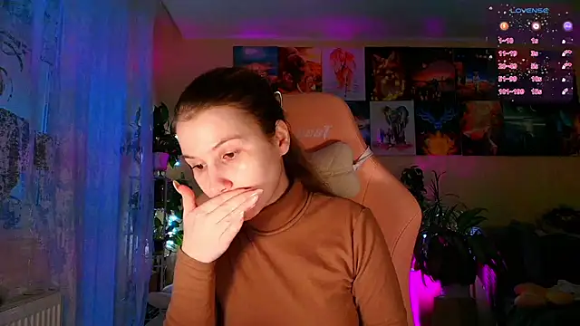 Snapshot of GoodWitch_ chatting on 01-08-26, 07:32 GoodWitch online show from 01-08-26, 07:32