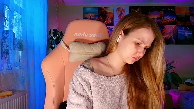 Snapshot of GoodWitch_ chatting on 01-19-26, 09:57 GoodWitch online show from 01-19-26, 09:57