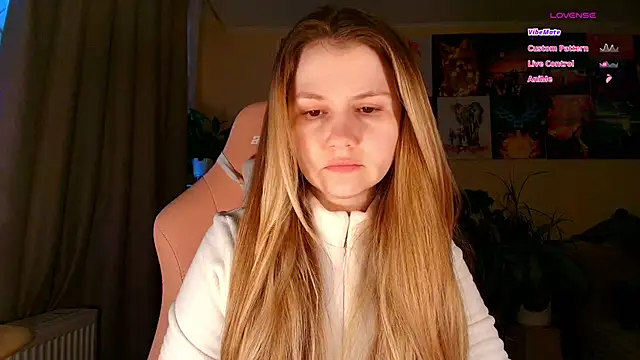 Snapshot of GoodWitch_ chatting on 02-10-26, 10:52 GoodWitch online show from 02-10-26, 10:52