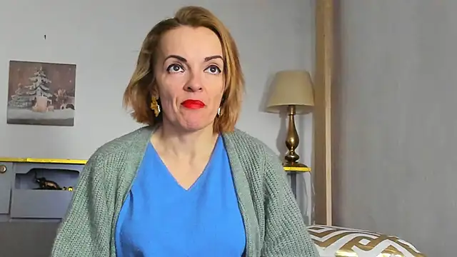 Snapshot of KateConner chatting on 02-15-25, 06:33 KateConner online show from 02-15-25, 06:33