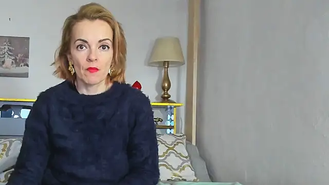 Snapshot of KateConner chatting on 02-23-25, 12:37 KateConner online show from 02-23-25, 12:37