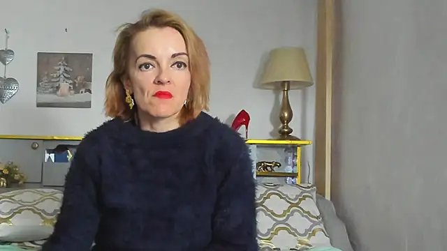 Snapshot of KateConner chatting on 02-23-25, 06:45 KateConner online show from 02-23-25, 06:45