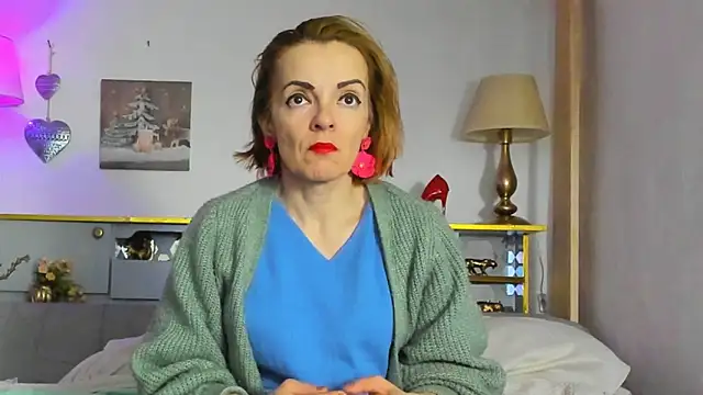 Snapshot of KateConner chatting on 02-25-25, 03:16 KateConner online show from 02-25-25, 03:16