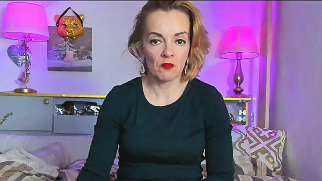 Snapshot of KateConner chatting on 03-22-25, 05:52 KateConner online show from 03-22-25, 05:52