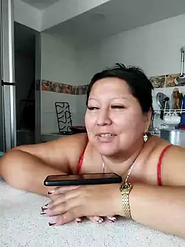 Snapshot of Brenda_Berck_ chatting on 02-11-25, 12:58 Brenda Berck online show from 02-11-25, 12:58