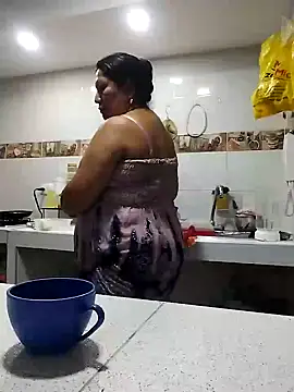 Snapshot of Brenda_Berck_ chatting on 02-13-25, 11:06 Brenda Berck online show from 02-13-25, 11:06