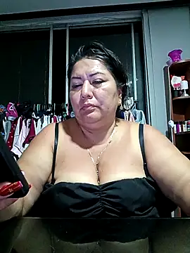 Snapshot of Brenda_Berck_ chatting on 11-16-25, 05:24 Brenda Berck online show from 11-16-25, 05:24