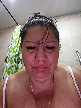 Snapshot of Brenda_Berck_ chatting on 11-18-25, 11:47 Brenda Berck online show from 11-18-25, 11:47