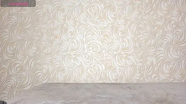 JuiliOnesunray online show from 02-07-25, 05:52