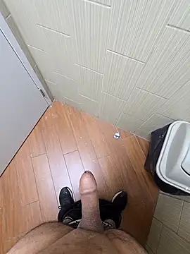 Snapshot of vikki432 chatting on 02-24-26, 05:11 vikki432 online show from 02-24-26, 05:11