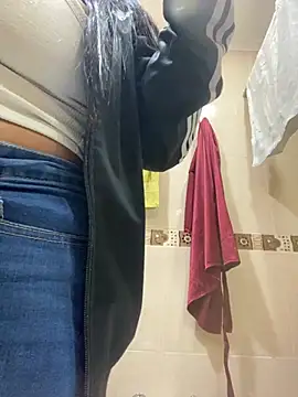 Fancyxlove online show from 10-27-25, 12:42