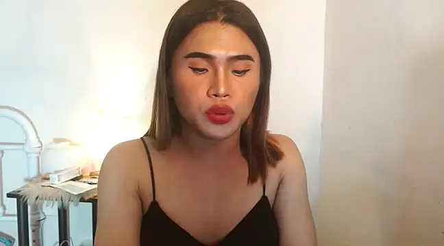 Snapshot of JustineBIGCUM chatting on 12-27-24, 10:55 JustineBIGCUM online show from 12-27-24, 10:55