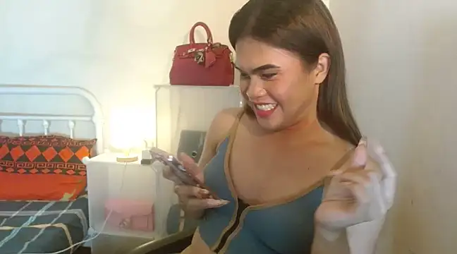 Snapshot of JustineBIGCUM chatting on 02-01-25, 12:16 JustineBIGCUM online show from 02-01-25, 12:16