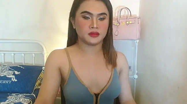 Snapshot of JustineBIGCUM chatting on 03-10-25, 08:26 JustineBIGCUM online show from 03-10-25, 08:26