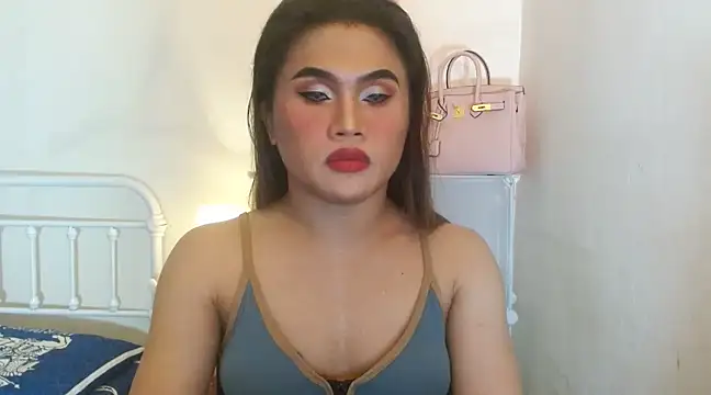 Snapshot of JustineBIGCUM chatting on 03-12-25, 11:09 JustineBIGCUM online show from 03-12-25, 11:09