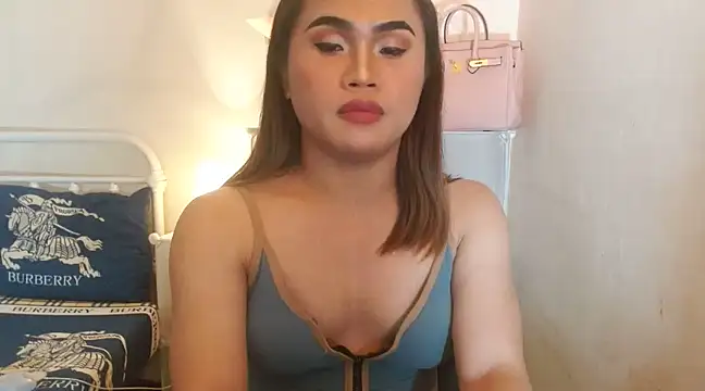 Snapshot of JustineBIGCUM chatting on 03-16-25, 12:11 JustineBIGCUM online show from 03-16-25, 12:11