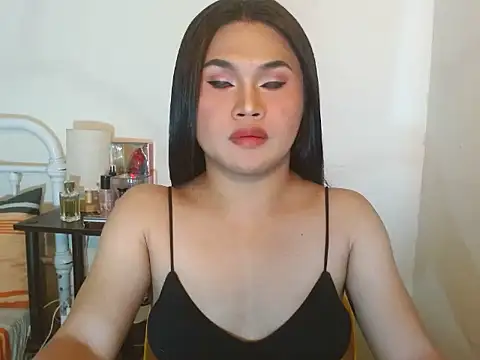 Snapshot of JustineBIGCUM chatting on 09-25-25, 10:08 JustineBIGCUM online show from 09-25-25, 10:08