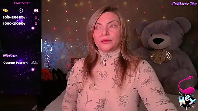 Snapshot of KristiOwen chatting on 02-04-26, 12:49 KristiOwen online show from 02-04-26, 12:49