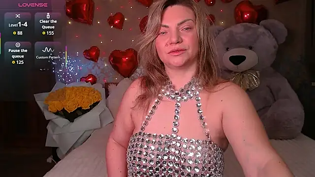 Snapshot of KristiOwen chatting on 02-15-26, 05:48 KristiOwen online show from 02-15-26, 05:48