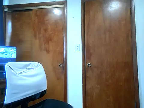 Snapshot of longdick4you8686 chatting on 02-09-25, 03:45 longdick4you8686 online show from 02-09-25, 03:45