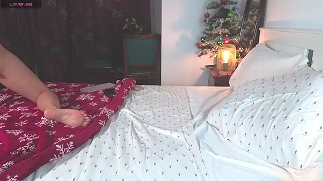 Sellena love online show from 12-29-24, 02:17