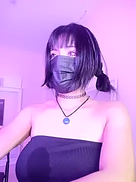 Snapshot of Latin_summer chatting on 12-19-24, 12:45 Latin summer online show from 12-19-24, 12:45