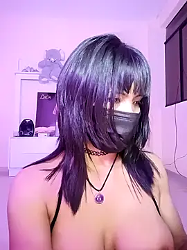 Snapshot of Latin_summer chatting on 12-25-24, 04:01 Latin summer online show from 12-25-24, 04:01