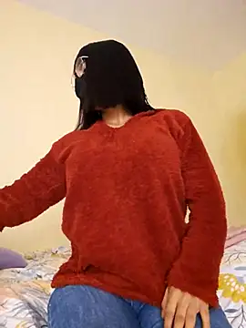 Snapshot of Latin_summer chatting on 10-01-25, 02:50 Latin summer online show from 10-01-25, 02:50