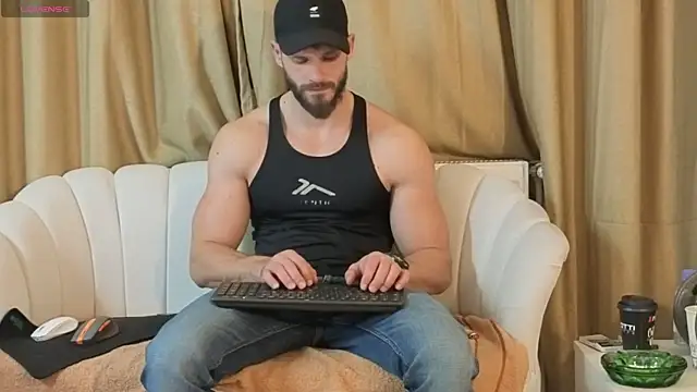 Snapshot of MauroTwin chatting on 10-30-25, 06:41 MauroTwin online show from 10-30-25, 06:41