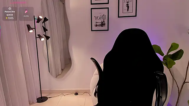 AmyWood online show from 02-09-26, 08:24