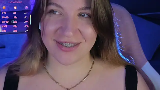 Fairy  Sofia online show from 03-18-25, 02:37