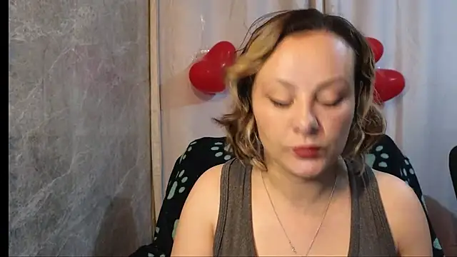 Snapshot of dagny-jo chatting on 03-02-25, 03:45 dagny-jo online show from 03-02-25, 03:45