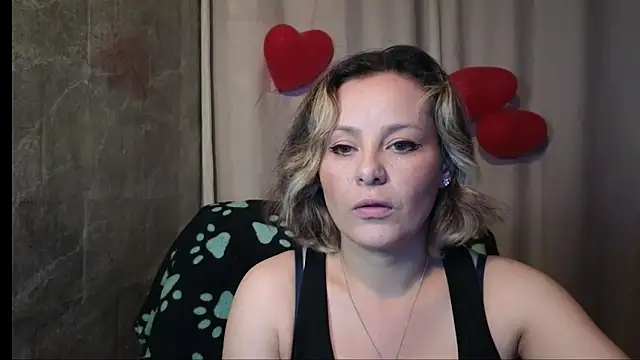 Snapshot of dagny-jo chatting on 03-07-25, 02:46 dagny-jo online show from 03-07-25, 02:46