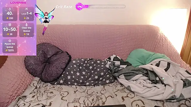 Snapshot of Wings_of_A_Butterfly chatting on 10-22-25, 07:46 Wings of A Butterfly online show from 10-22-25, 07:46