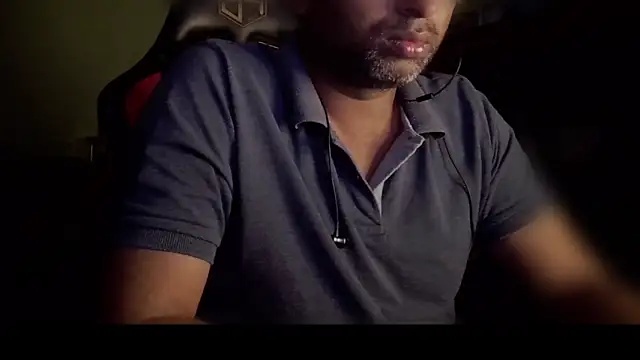  x rated  online show from 02-02-25, 09:30