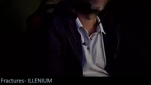  x rated  online show from 02-10-25, 10:30