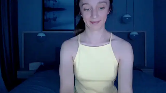 Snapshot of ShySchoolGirl chatting on 09-14-25, 09:58 ShySchoolGirl online show from 09-14-25, 09:58