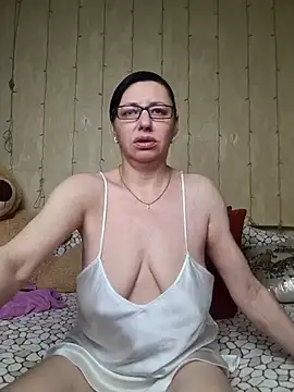 Amberhotqueen online show from 03-15-25, 04:24