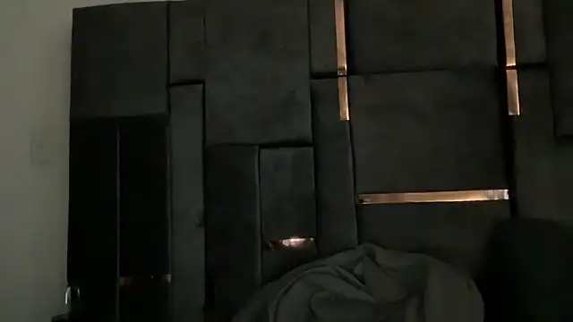 Snapshot of MarcellaGriffin chatting on 02-28-25, 07:15 MarcellaGriffin online show from 02-28-25, 07:15