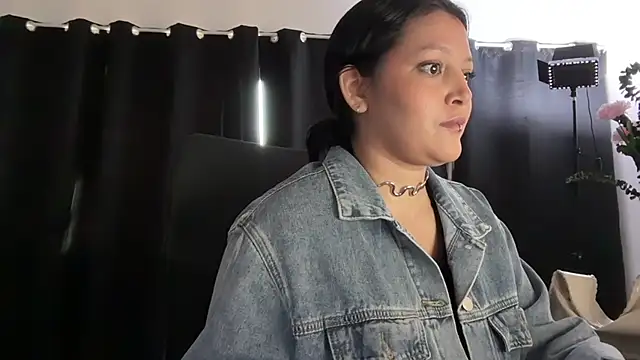 Snapshot of MarcellaGriffin chatting on 09-09-25, 12:26 MarcellaGriffin online show from 09-09-25, 12:26