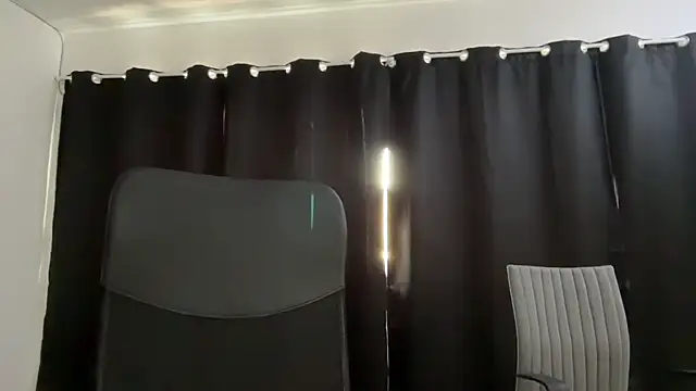 Snapshot of MarcellaGriffin chatting on 09-12-25, 01:44 MarcellaGriffin online show from 09-12-25, 01:44