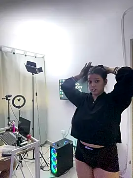 Snapshot of MarcellaGriffin chatting on 11-29-25, 06:55 MarcellaGriffin online show from 11-29-25, 06:55