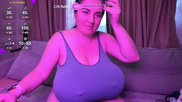 Snapshot of alisiaparril chatting on 03-09-25, 02:43 alisiaparril online show from 03-09-25, 02:43