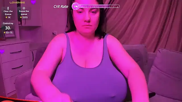 Snapshot of alisiaparril chatting on 03-16-25, 08:21 alisiaparril online show from 03-16-25, 08:21