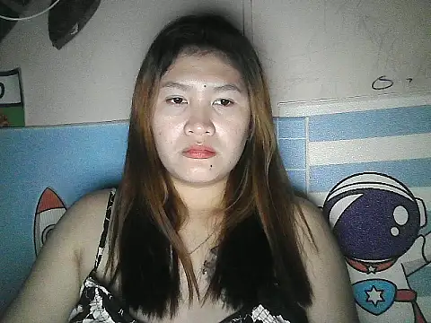 Snapshot of leamorena chatting on 09-30-25, 03:39 leamorena online show from 09-30-25, 03:39