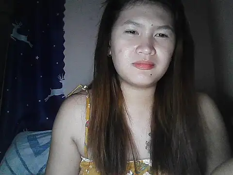 Snapshot of leamorena chatting on 11-11-25, 05:24 leamorena online show from 11-11-25, 05:24